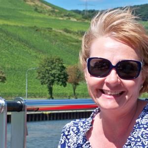 Meet your Posher, Debra